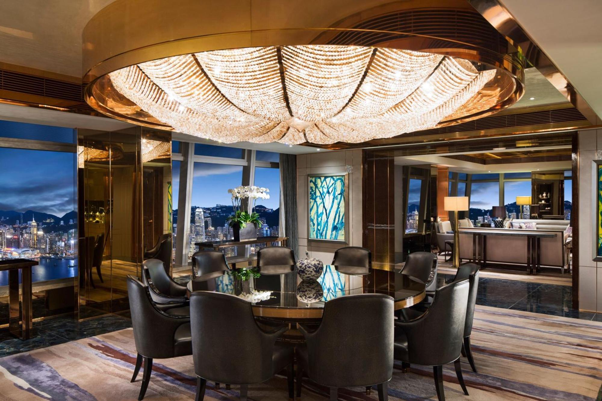 The Ritz-carlton, 5*