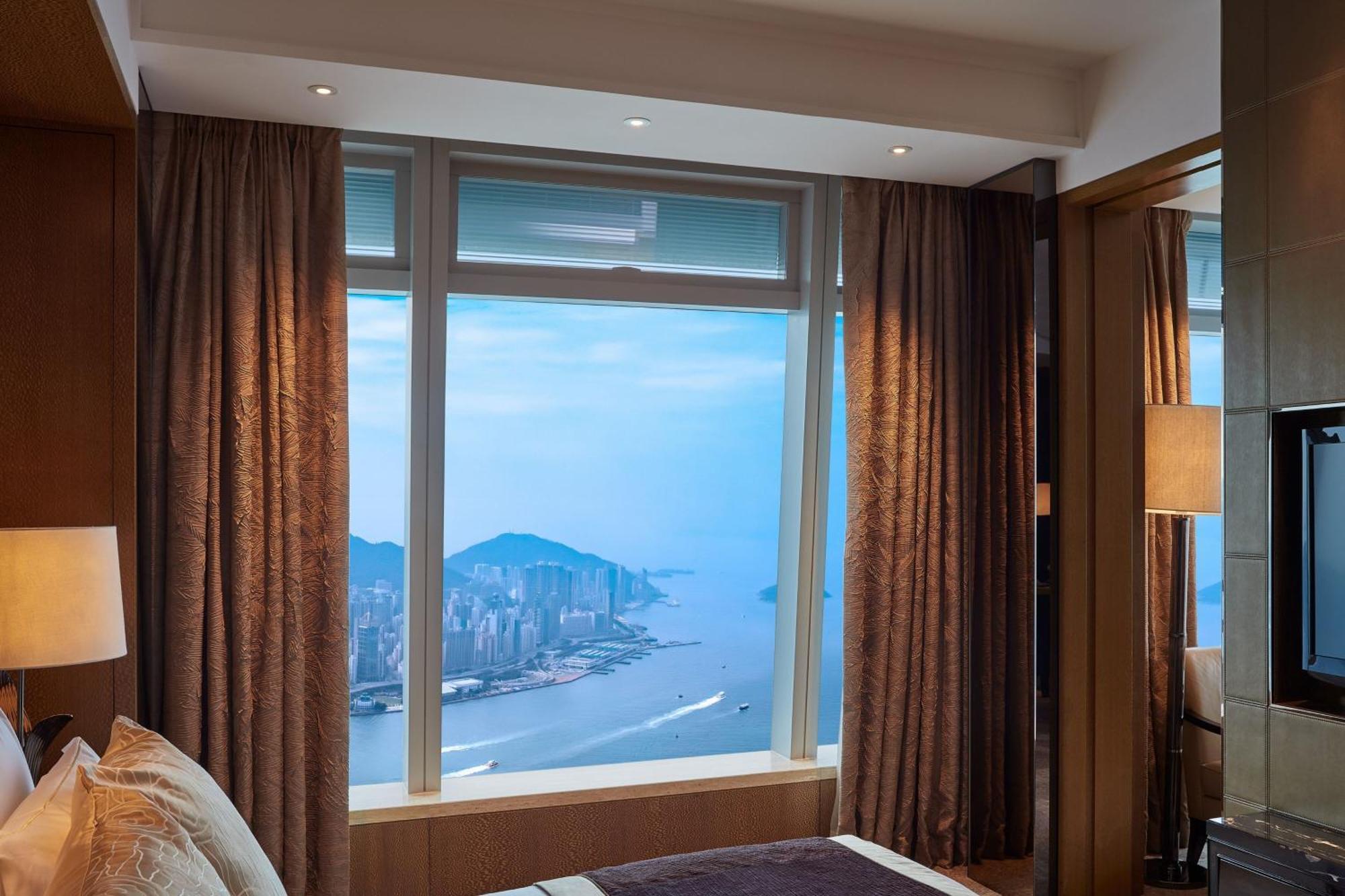 The Ritz-carlton, 5*