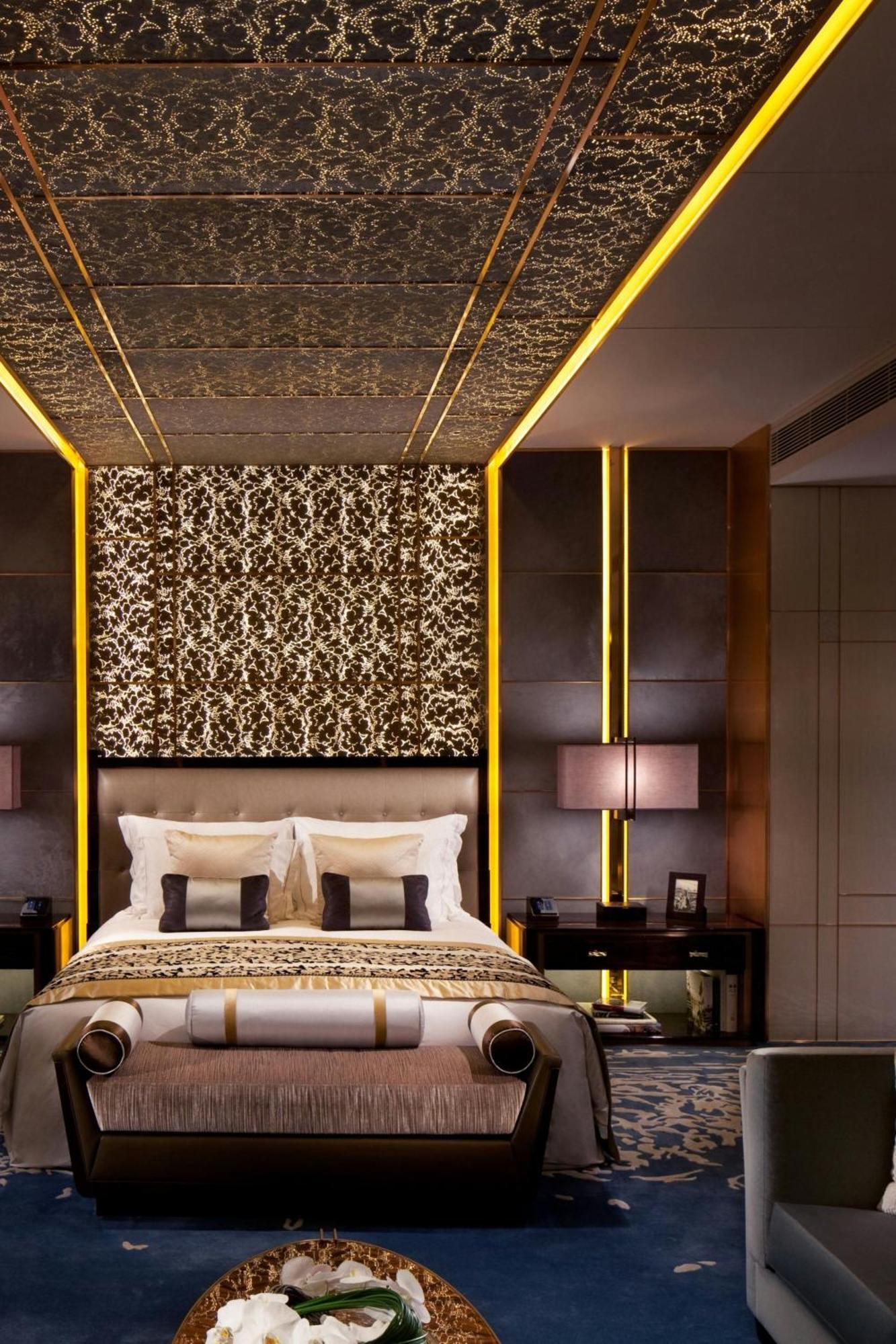 Hotel The Ritz-carlton, 5*