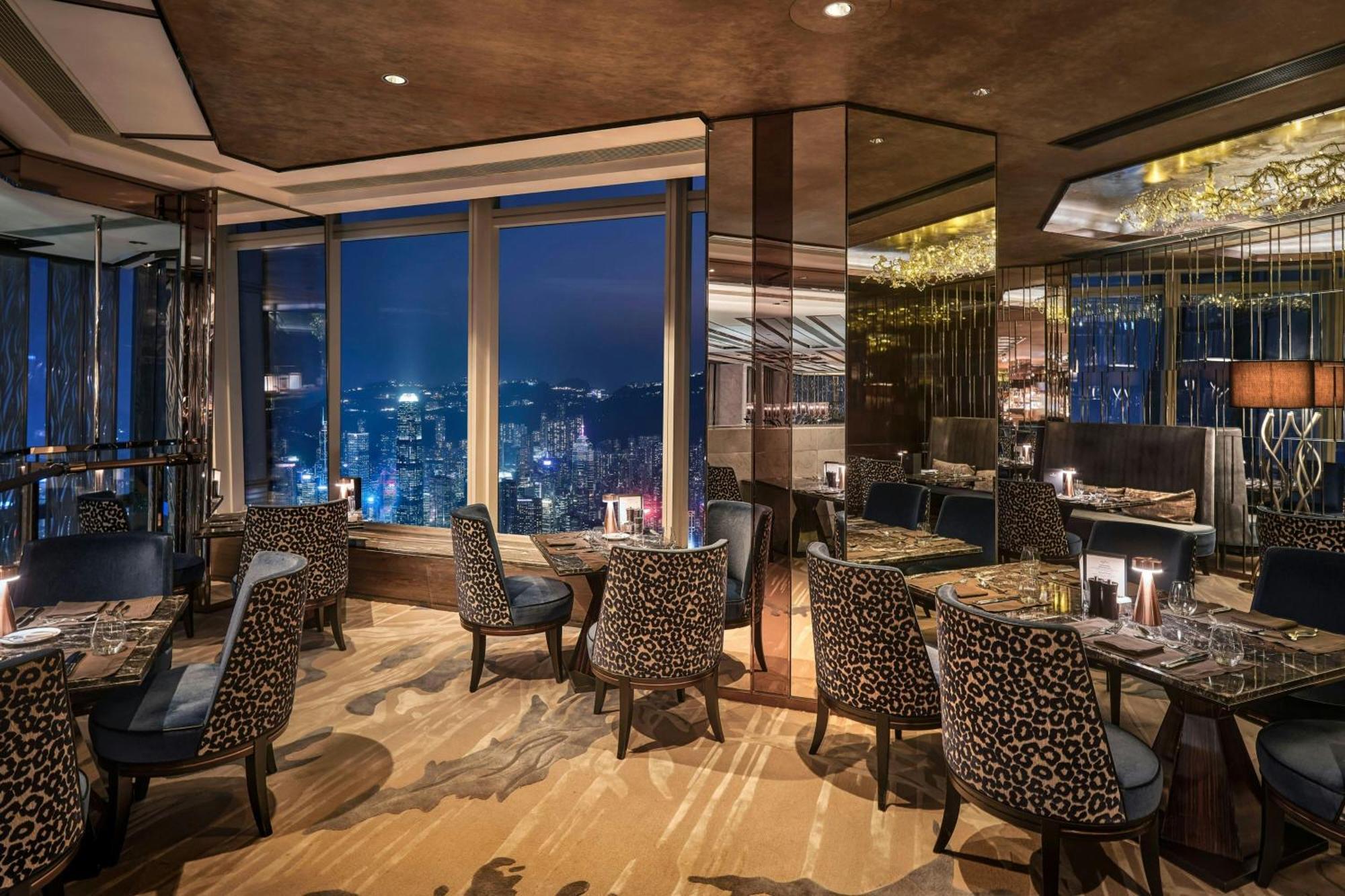 The Ritz-carlton, Hotel 5*