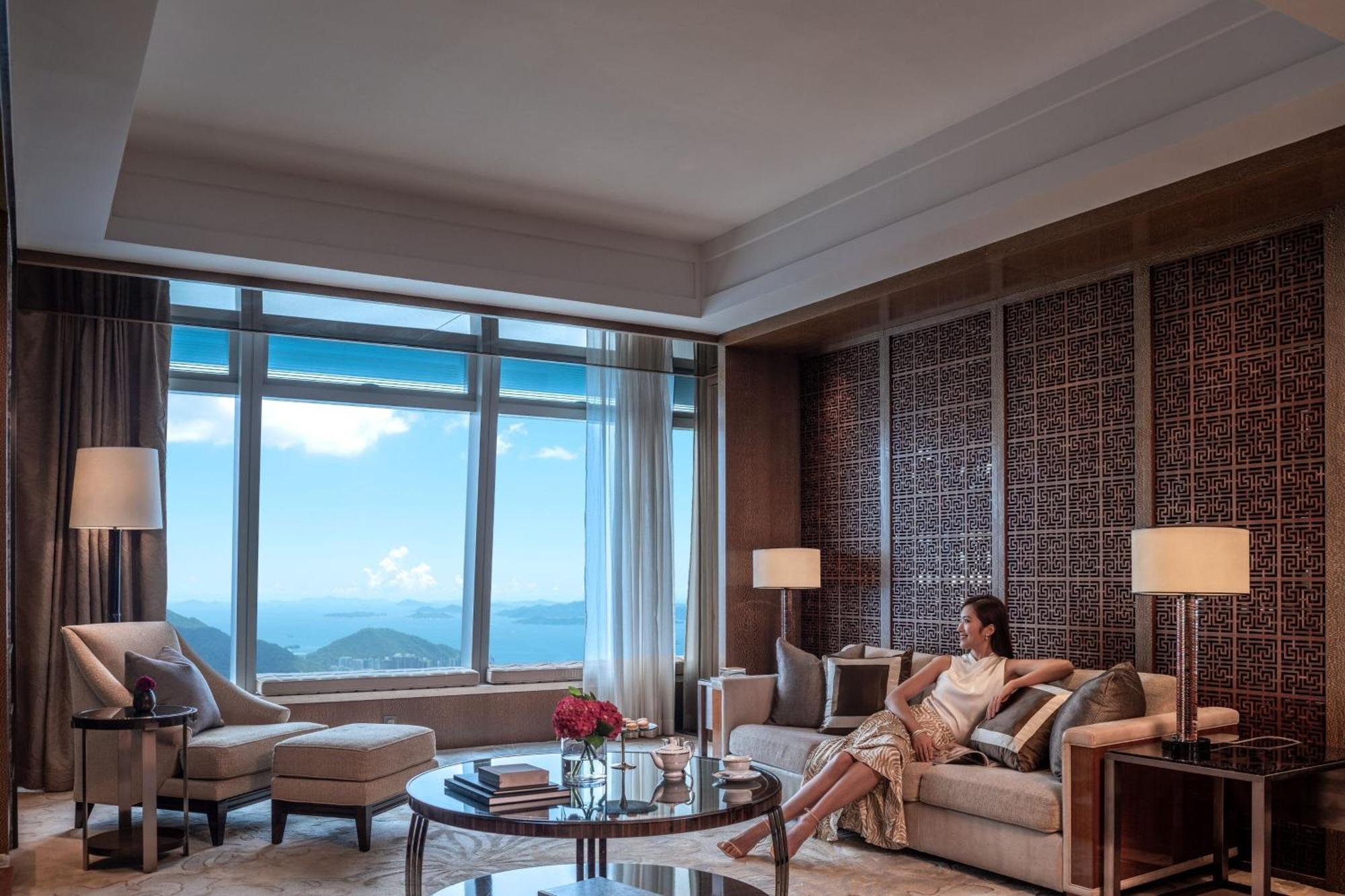 Hotel The Ritz-carlton, 5*